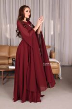 ⁦فستان سهرة بأكمام منديل راقية⁩ - الصورة ⁦8⁩