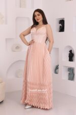 ⁦فستان سهرة بكسرات بوليسية فخمة⁩ - الصورة ⁦2⁩