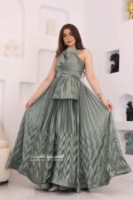 ⁦فستان سهرة فخم بفونكة بالصدر⁩ - الصورة ⁦2⁩