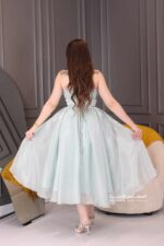 ⁦فستان سهرة ميدي فخم⁩ - الصورة ⁦3⁩