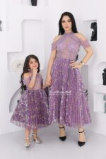 ⁦فستان بناتي بتصميم ملكي فخم⁩ - الصورة ⁦3⁩