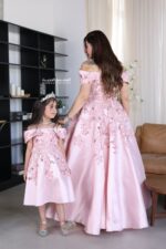 ⁦فستان سواريه بناتي بتصميم راقي⁩ - الصورة ⁦4⁩