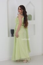 ⁦فستان سواريه ناعم بشال أنيق⁩ - الصورة ⁦7⁩
