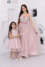 ⁦فستان طويل سهرة راقي⁩ - الصورة ⁦4⁩