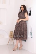 ⁦فستان قصير تل طبقات فخمة⁩ - الصورة ⁦4⁩