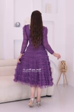 ⁦فستان قصير بتصميم فخم⁩ - الصورة ⁦3⁩