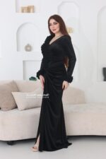 ⁦فستان مخمل ناعم⁩ - الصورة ⁦4⁩