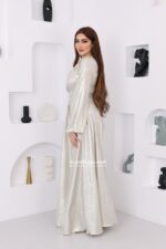 ⁦فستان ناعم بتصميم فريد⁩ - الصورة ⁦2⁩