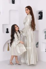 ⁦فستان ناعم بتصميم فريد⁩ - الصورة ⁦5⁩