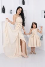 ⁦فستان بناتي ناعم بورد فخم⁩ - الصورة ⁦5⁩