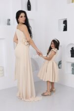 ⁦فستان بناتي ناعم بورد فخم⁩ - الصورة ⁦7⁩