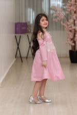 ⁦فستان بناتي مناسبات أنيق⁩ - الصورة ⁦3⁩